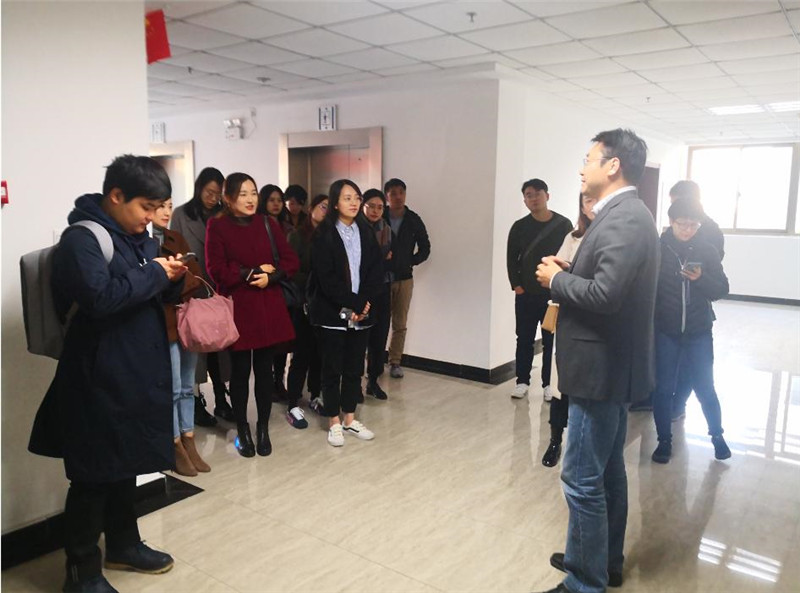 中科院上海分院、南京分院長(zhǎng)三角一體化 “媒體記者江蘇行” 來(lái)我所參觀采訪